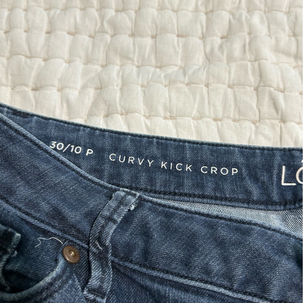 LOFT Denim Curvy Kick Crop Pants